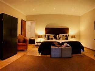 Safari Club Sa Hotel Kempton Park Exterior foto